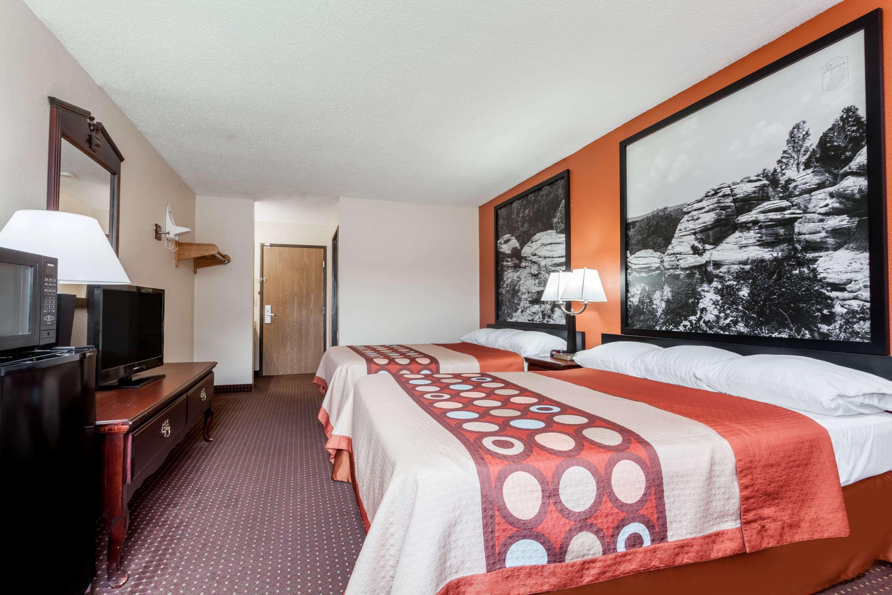 מלון Super 8 By Wyndham Harrisburg מראה חיצוני תמונה