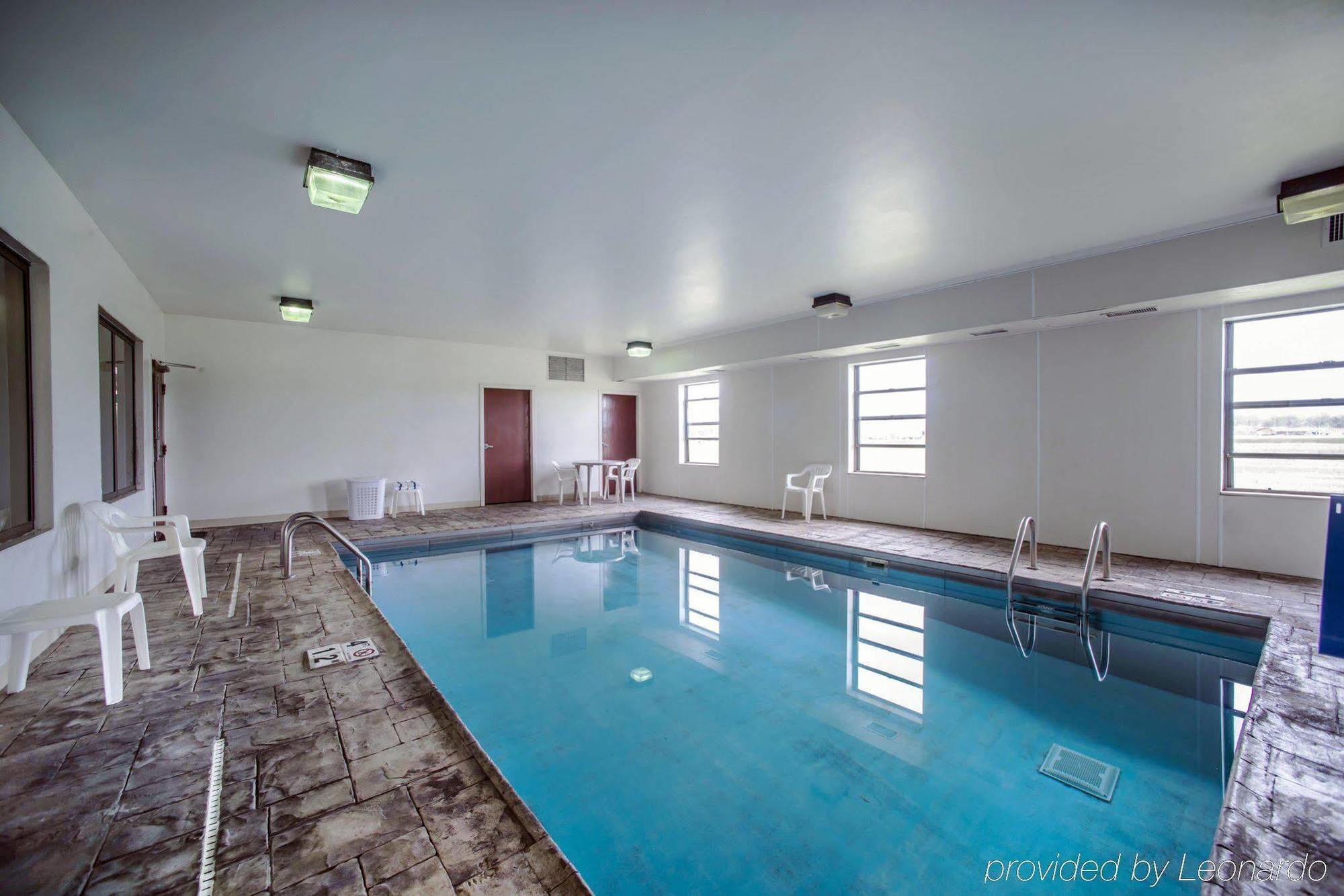 מלון Super 8 By Wyndham Harrisburg מראה חיצוני תמונה